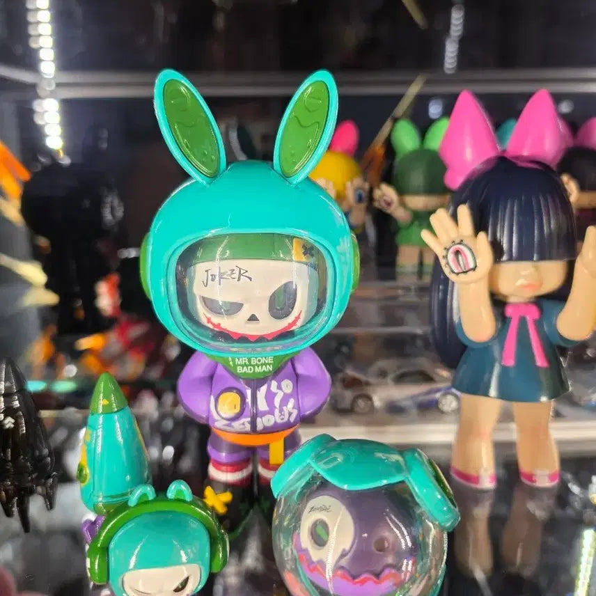 [BUNJANG] Mr. Bone Rabbit Joker Figure / mr.bone 레빗조커