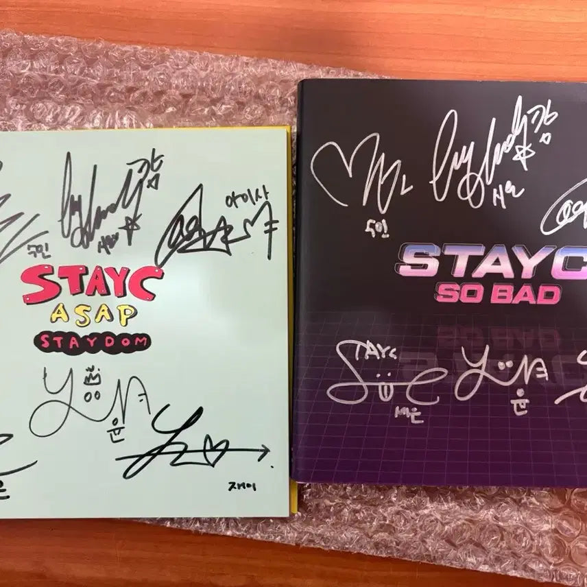 [BUNJANG] STAYC SO BAD, ASAP Signed Album Bundle Set / 스테이씨 SO BAD, ASAP 앨범 사인반 판매