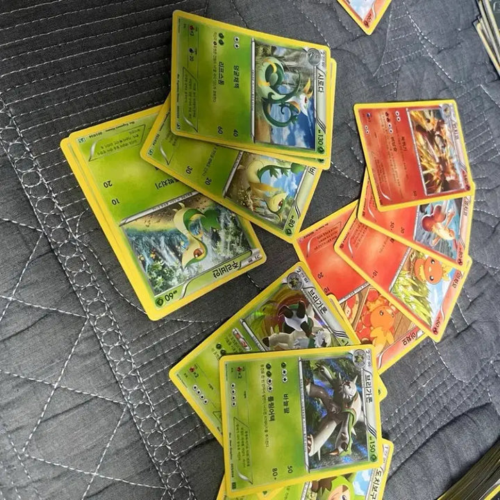 [BUNJANG] Vintage Pokemon Cards BW/XY Series Bundle Set / 떨이) 고전 포켓몬스터 드래곤 빌리지 드빌 &amp; 포켓몬 &amp; 유희왕 등 카드 및 동전, 토큰, 악세사리  BW, xy 썬더일레븐, 몬길, 공룡 등 카드 수백장 가량 일괄