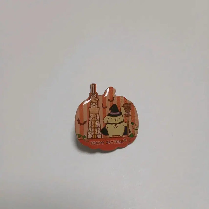 [BUNJANG] Sanrio Pompompurin Halloween Badge Gacha Figure / 산리오 폼폼푸린 할로윈 뱃지 가챠 피규어