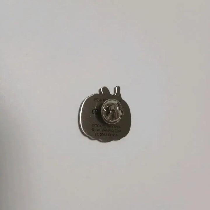 [BUNJANG] Sanrio Pompompurin Halloween Badge Gacha Figure / 산리오 폼폼푸린 할로윈 뱃지 가챠 피규어