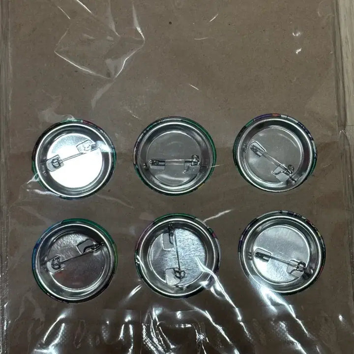 [BUNJANG] Osomatsu-san 6-Piece Button Badge Set / 오소마츠상 캔버튼 뱃지 6종 세트
