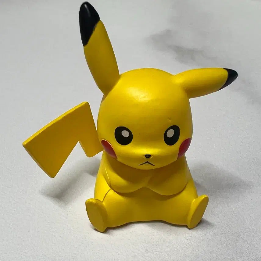 [BUNJANG] Sleeping Pokemon Gachapon &amp; Pikachu Full Collection Gachapon Figures / 잠자는 포켓몬 가챠랑 피카츄가득컬렉션 가챠