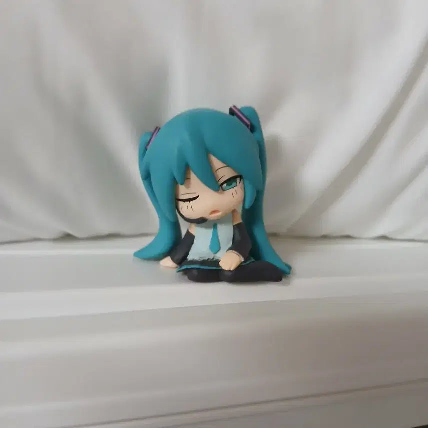 [BUNJANG] Hatsune Miku Dozing Figure / 하츠네 미쿠 꾸벅꾸벅 피규어 판매