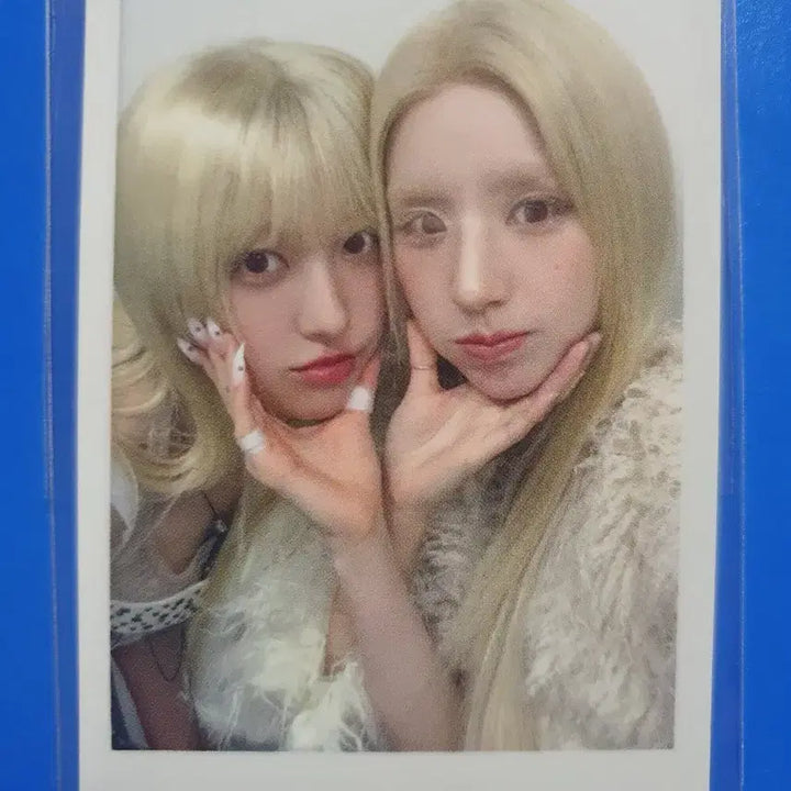 [BUNJANG] ARTMS Jeon Heejin Studio Photocard Set (3 Types) / 아르테미스 전희진 공방포카 3종세트