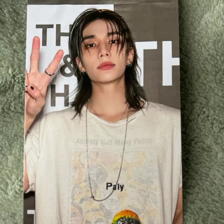 [BUNJANG] Stray Kids Hyunjin "In Life" Popup T-Shirt Photocard / 스트레이키즈 현진 디스앤댓 팝업 티셔츠 포카