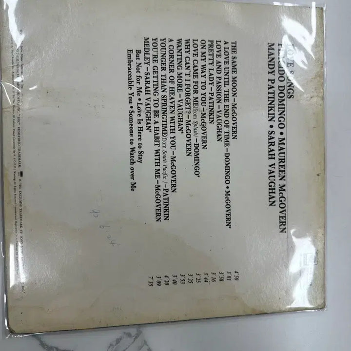 [BUNJANG] Various Artists "Love Songs" Vocal Jazz &amp; Classic Pop LP Record / 러브송 Love Songs 플라시도도밍고 사라본 명곡모음 보컬재즈 클래식팝 LP 팝니다
