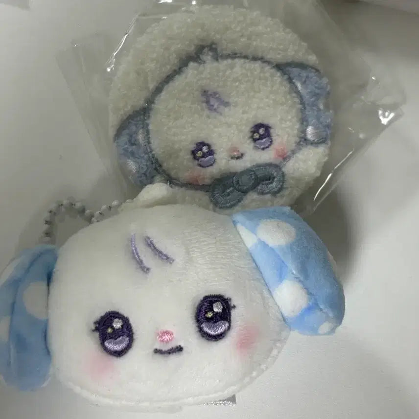 [BUNJANG] NMIXX Jiwoo Jjoomong Keyring &amp; Badge Bundle Set / 쮸멍이 키링,뱃지 일괄