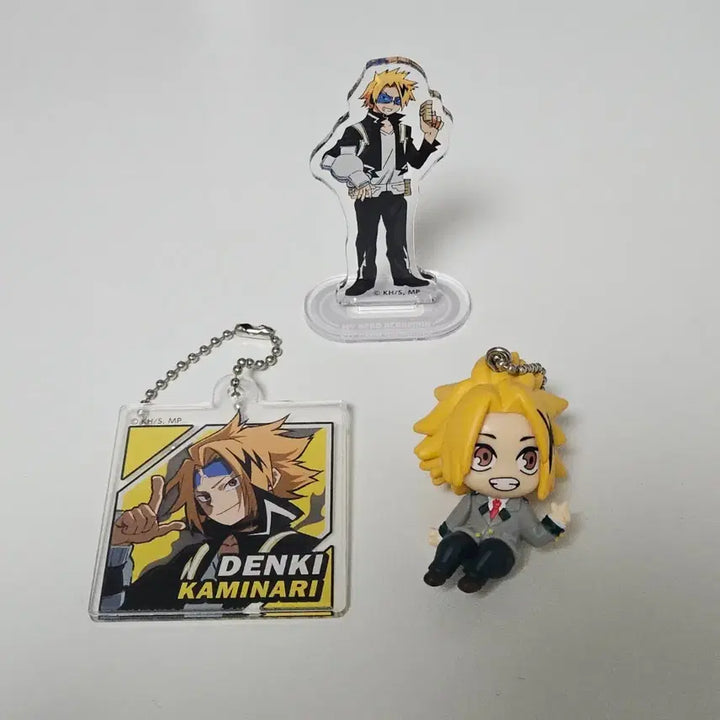 [BUNJANG] My Hero Academia Kaminari Denki Merchandise Bundle Set / (일괄금액) 나의히어로아카데미아 카미나리 굿즈 일괄 판매