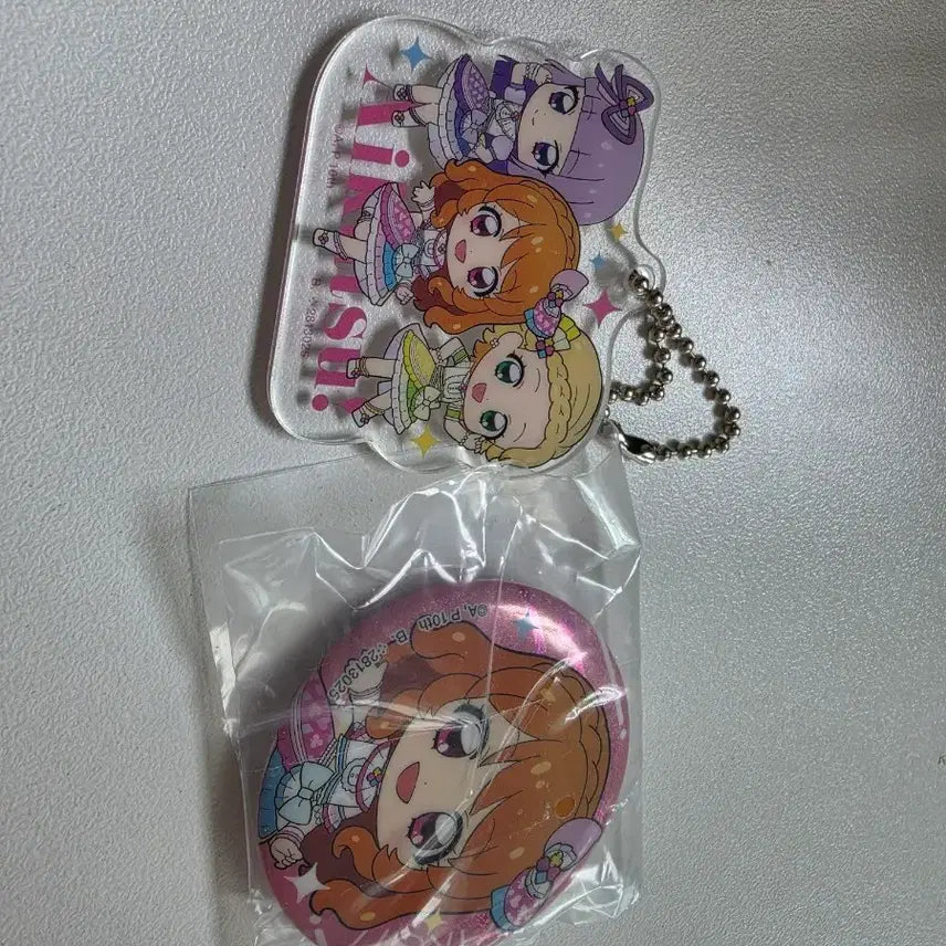[BUNJANG] Aikatsu! Sora Kanemaki Can Badge &amp; Luminous Keyring Bundle Set / 아이엠스타 아이카츠 하늘이 캔뱃지&amp;루미너스 키링 일쾰판매