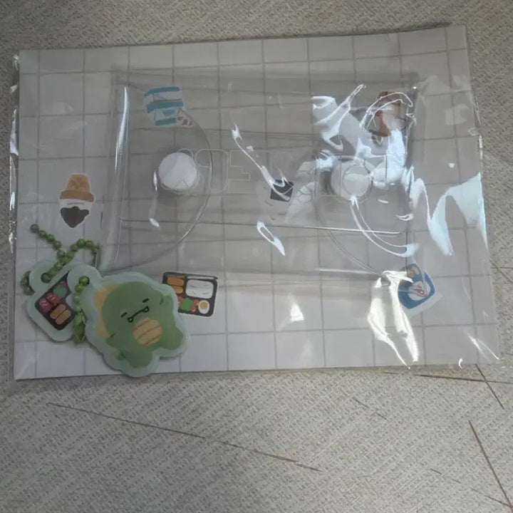 [BUNJANG] Jamtteul PixelToy Dinosaur Pouch &amp; Keychain Set / 급전 잠뜰 픽셀리 GS25  공룡 말랑키링 파우치 미개봉