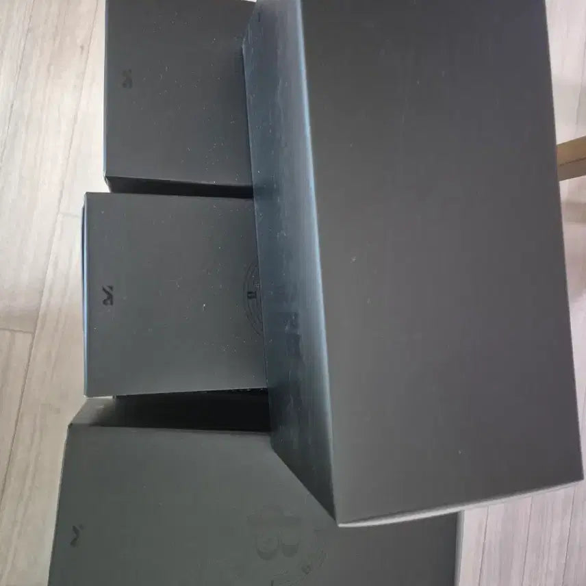 [BUNJANG] BIGBANG 20th Anniversary Official Lightstick Sealed / 빅뱅 응원봉 20주년 미개봉 상품