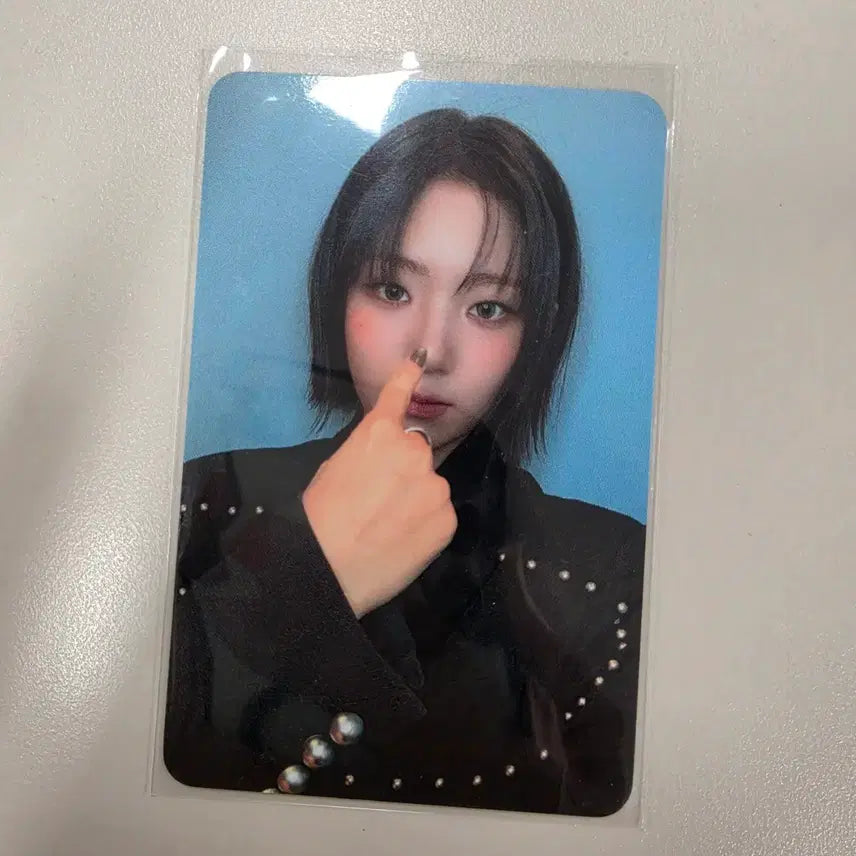 [BUNJANG] OURBIRTHDAY Cho Hyeejin Gongbang Photocard SQUEEZY / 아워벌스데이 조혜진 공방 포카 SQUEEZY
