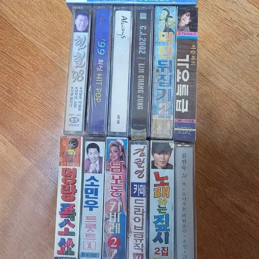 [BUNJANG] Assorted Cassette Tapes (Unused) - 28 Pieces / 각종카세트테이프.(미사용)28개