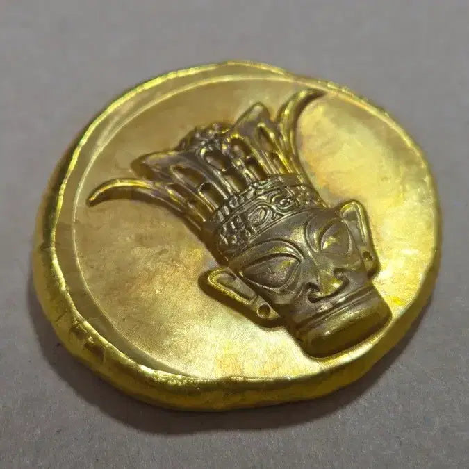 [BUNJANG] Embroidered Mask Coin / 가면 문양 주화 동전
