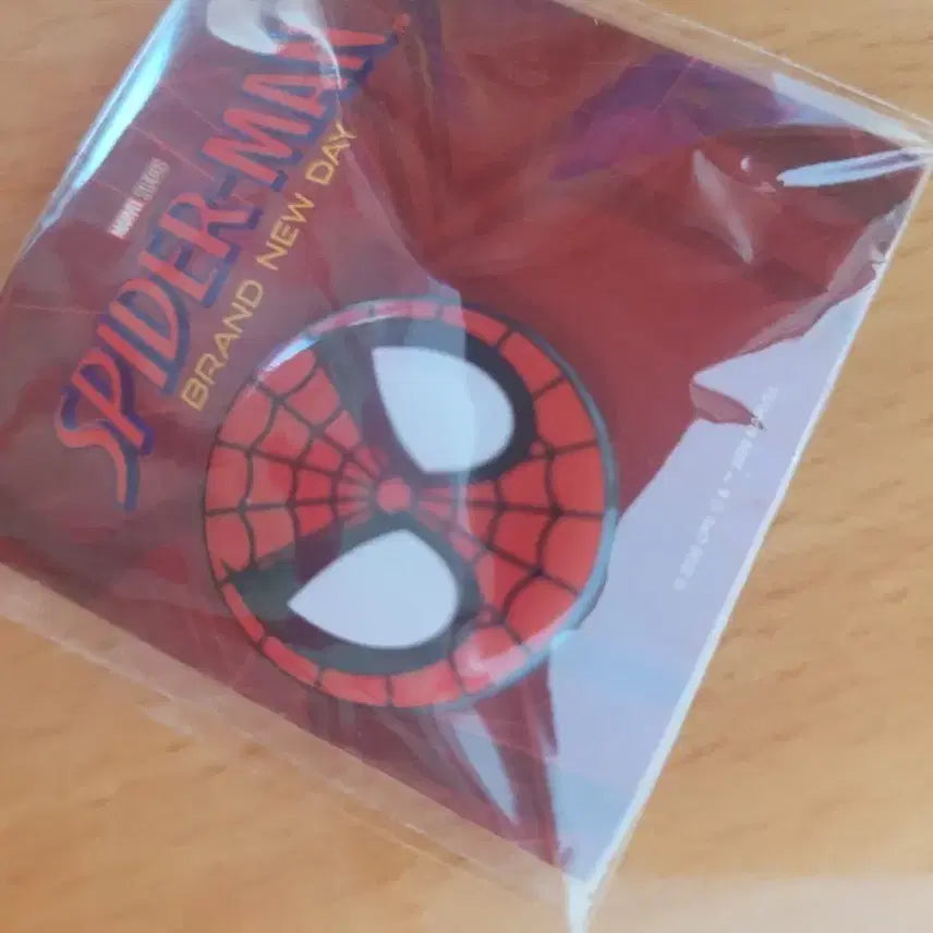 [BUNJANG] Spider-Man Brand New Day Pin Badge / 스파이더맨 브랜뉴데이 핀 뱃지 버튼