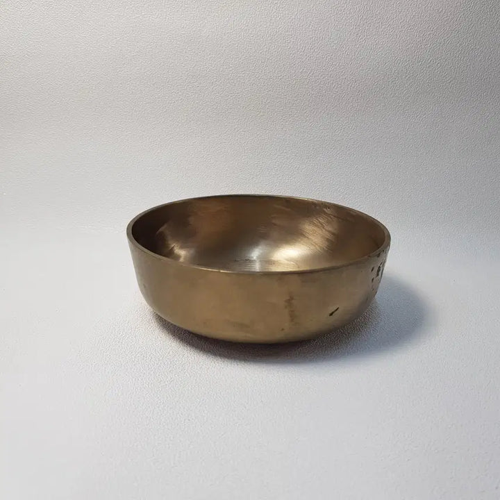[BUNJANG] Brass Bangjja Yugi Serving Dish / 깊은 멋의 황동 방짜 놋그릇 찬기