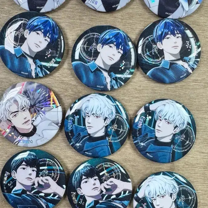 [BUNJANG] Playplz Yejun Triple Why Keyring &amp; Can Badge Bundle Set / 예준 삼왜키링 플레이브 캔뱃지 일괄 양도