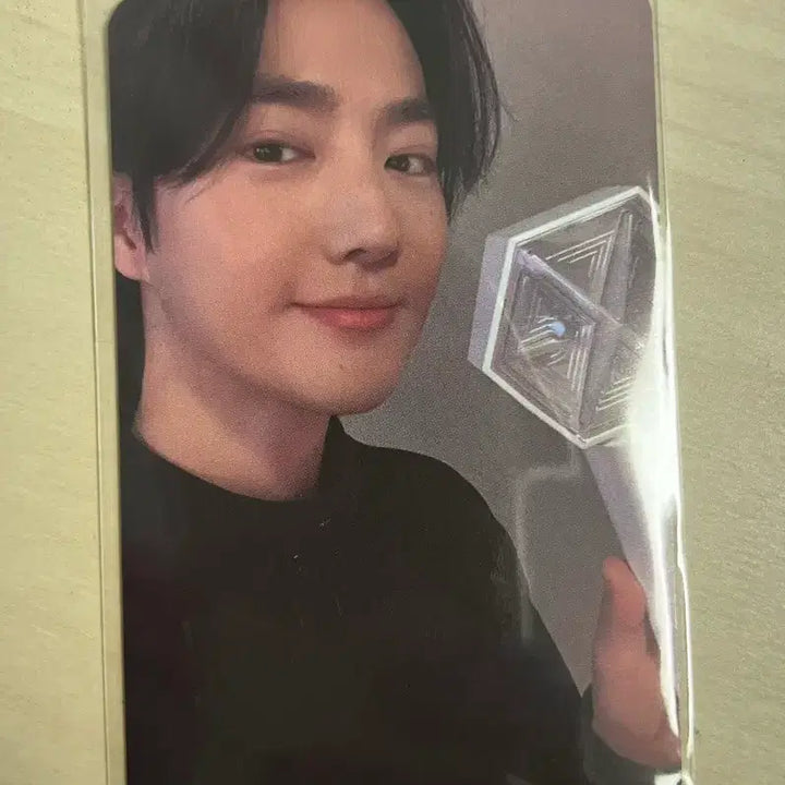 [BUNJANG] EXO Official Light Stick with Suho Photocard / EXO 공식 응원봉 (수호포토카드 포함)