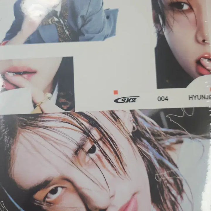 [BUNJANG] Stray Kids Hyunjin THIS&amp;THAT Photobook / 스트레이키즈 현진 포토북 THIS&amp;THAT