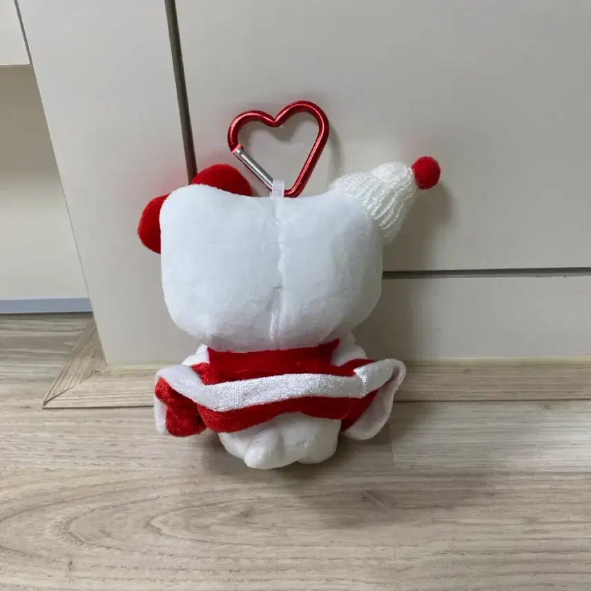 [BUNJANG] Hello Kitty Santa Doll Keychain 13cm / 헬로키티 산타 인형 키링 13센치