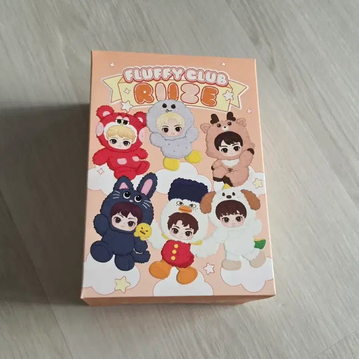[BUNJANG] Sungchan Popmart UraBAM Fluffy Club Keychain (Sealed) / 성찬) 팝마트 우락밤 플러피 클럽 키링 미개봉 라이즈 양도 현물