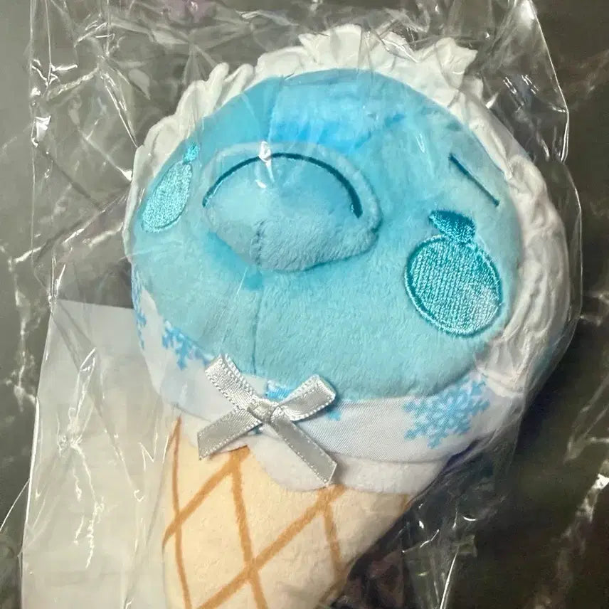 [BUNJANG] 2PM Lee Junho Penguin Baby Ice Doll / 이준호 펭펭이 베이비 아이스 인형