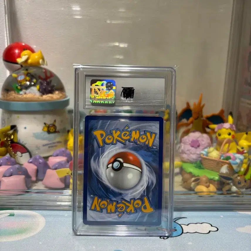 [BUNJANG] North American 25th Anniversary Golden Box Gold Pikachu CGC 8.5 Graded Card / 북미) 25주년 골든박스 골드 피카츄
