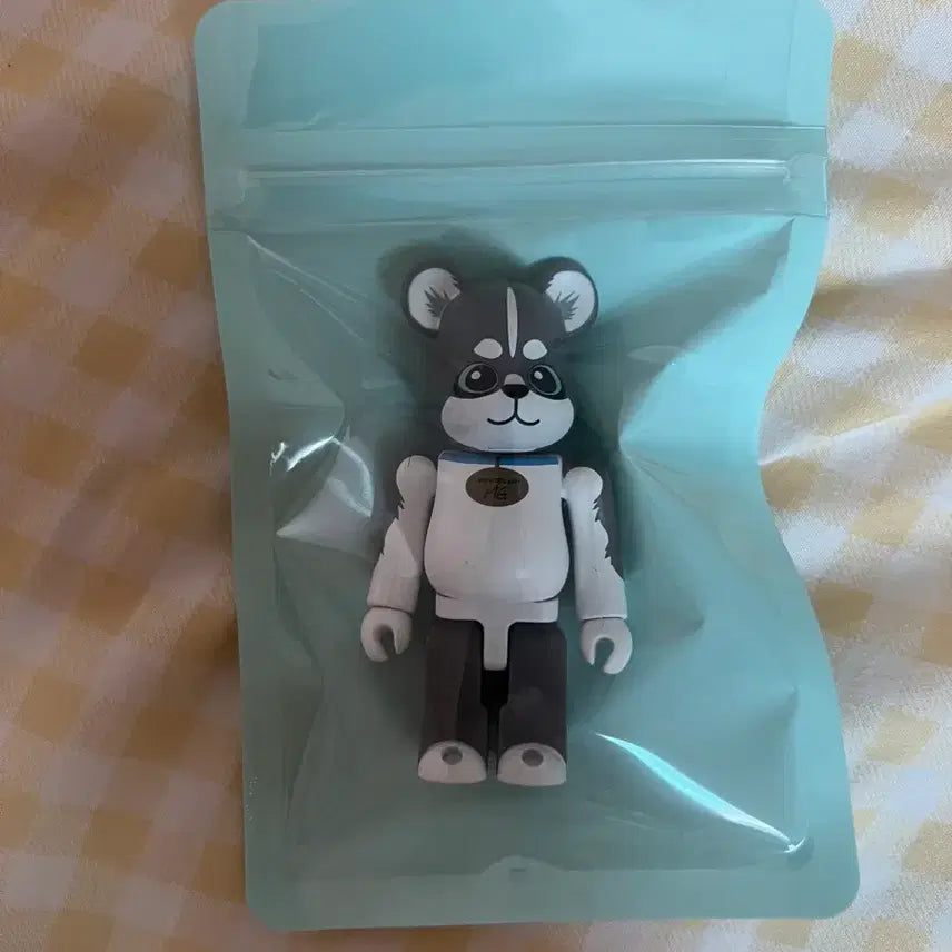 [BUNJANG] Seventeen Mingyu Bearbrick / 세븐틴 민규 베어브릭 판매