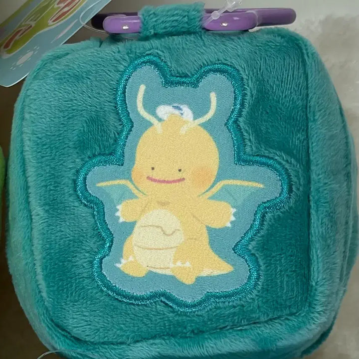 [BUNJANG] Pokopía Square Pouch with Carabiner (Dragonite) / 포코피아 카라비너가 달린 스퀘어 파우치 망나뇽