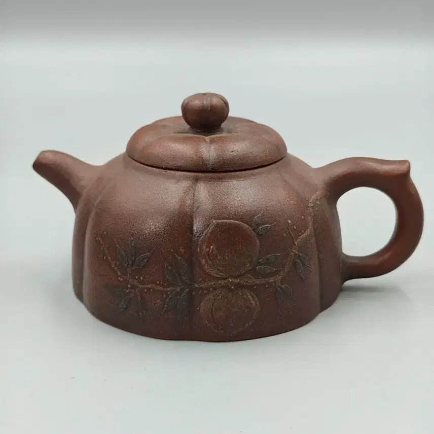 [BUNJANG] Peach &amp; Calligraphy Decorated Zisha Teapot - Chinese Antique / 복숭아문 시문 자사호 자사 주전자 중국골동품 고미술품 수집품