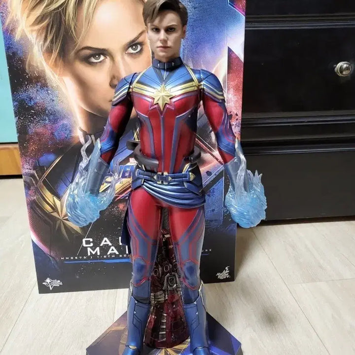 [BUNJANG] Hot Toys Captain Marvel Endgame Figure / [MMS575] 캡틴마블 엔드게임 핫토이
