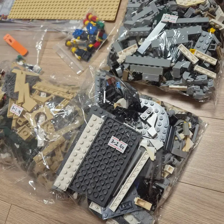 [BUNJANG] LEGO Creator Expert 10211 Grand Emporium (2010) - Complete Set, Original Box / 레고 모듈러 10211 대형 백화점 2010 역순분해 풀박 누락없음