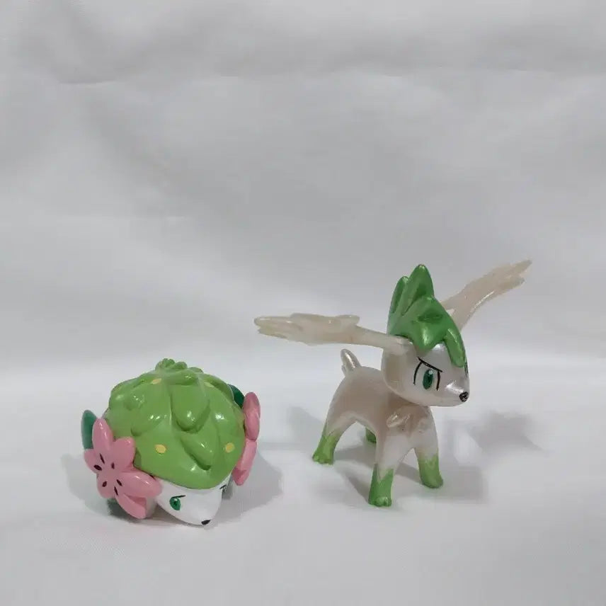[BUNJANG] Pokemon Moncolle Shaymin Sky Form &amp; Land Form Figure Set (Pearl Version) / 포켓몬 피규어 쉐이미 스카이폼 랜드폼 2종 펄버전 메탈릭 몬코레 몬콜레