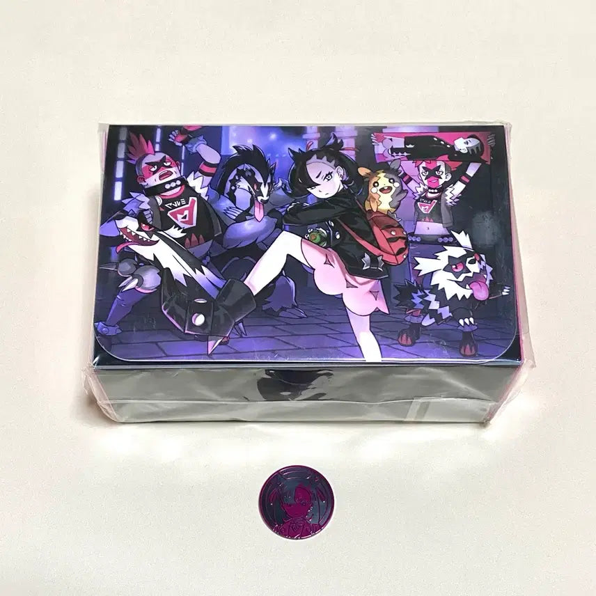 [BUNJANG] Pokemon Card Band Mari Deck Case &amp; Mari Coin (Holds 2 Decks) / (포켓몬카드) 락밴드 마리 덱케이스 &amp; 마리코인 (덱 두개보관가능!)