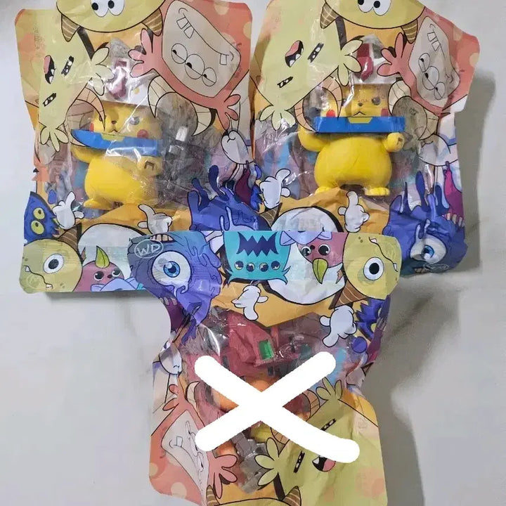 [BUNJANG] Pokemon Pikachu Charizard Gundam Transformable Mech Figure / (새상품) 포켓몬스터 피카츄 파이리 건담 변신 메카 피규어