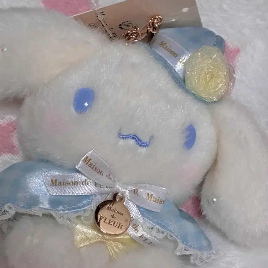 [BUNJANG] Sanrio Cinnamoroll Maison de FLEUR Mascot Plush Doll / 산리오 시나모롤 메종드플뢰르 마스코트 인형