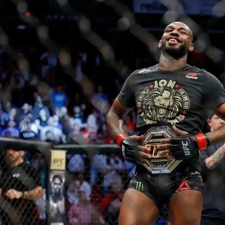 [BUNJANG] Jon Jones Signed Glove with PSA/DNA Certificate / 존존스 친필 사인 글러브 판매합니다