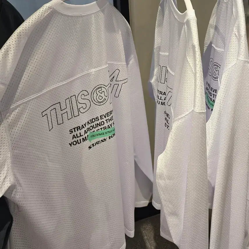 [BUNJANG] Stray Kids DIS TASTE MERCH Mesh Long Sleeve / 스트레이키즈 디스앤댓 팝업 merch 매쉬 롱 슬리브