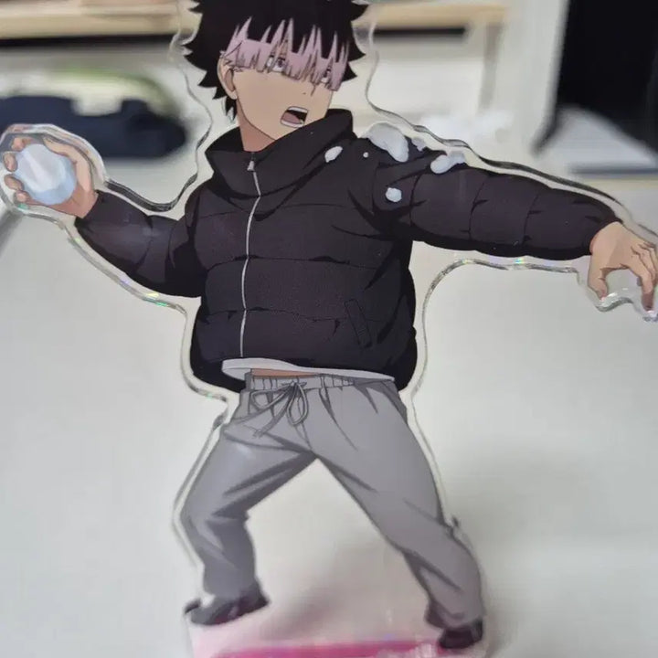 [BUNJANG] Kaiju No. 8 Jump Festa 2026 Narumi Keu Hologram Acrylic Stand / 괴수8호 JF 2026 점프페스타 겨울 나루미 갠 홀로그램 아크릴 스탠드 판매합니다!