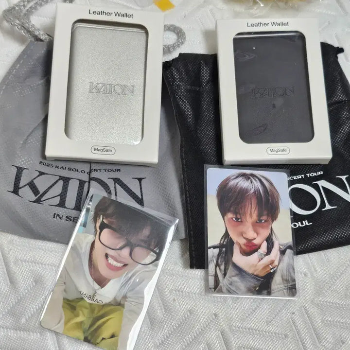[BUNJANG] EXO Kai Concert KAION VIP Photocard 2 Types + MagSafe Card Wallet 2 Types Bundle Set / EXO 카이 콘서트 KAION VIP사첵 포카 2종 + 맥세이프 카드지갑 2종 일괄