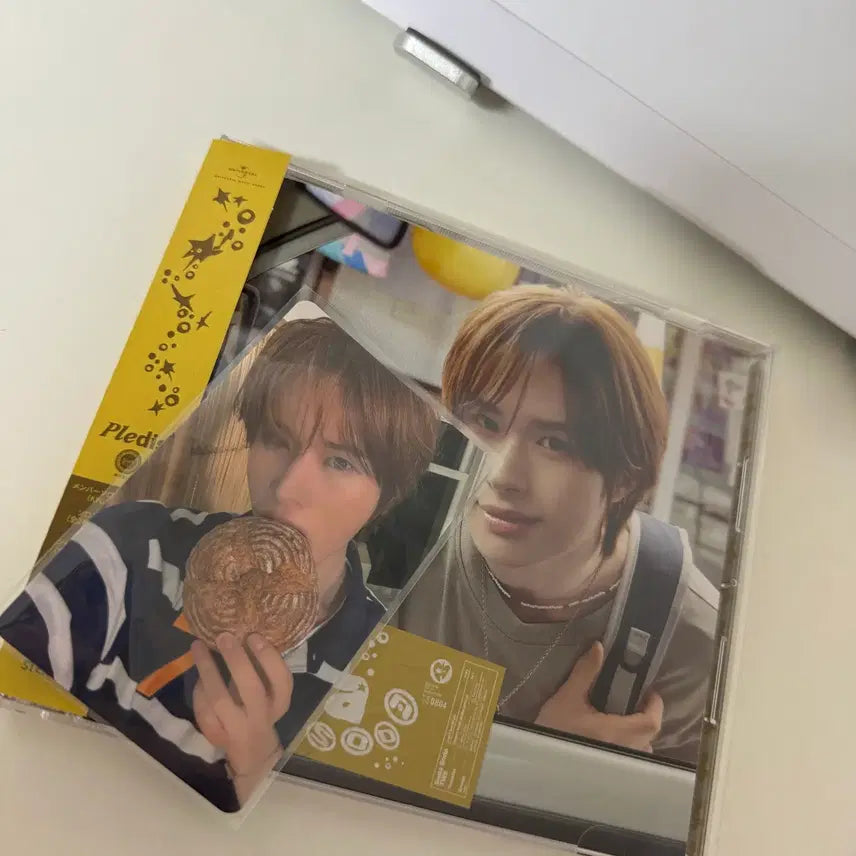 [BUNJANG] TWS Somsom Solo Jacket Photocard (Weverse Japan Exclusive) - Kyungmin / 투어스 소다소다 솔로 자켓(위버스_일본구매)_경민