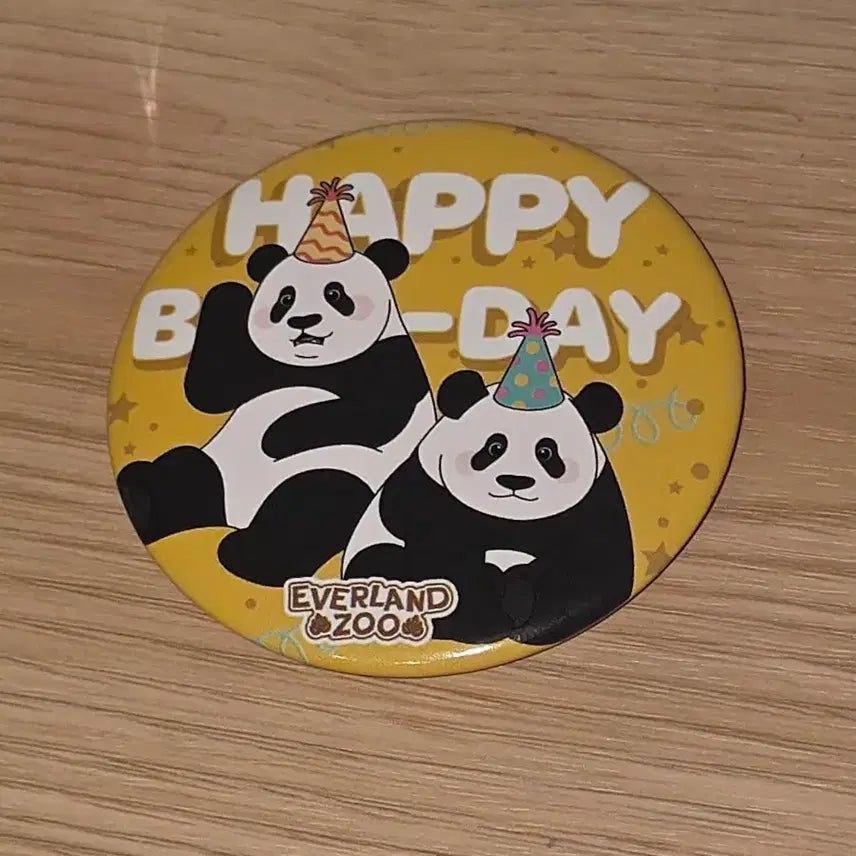 [BUNJANG] Everland LouisHui Admission Badge / 에버랜드 루이후이 입장 뱃지