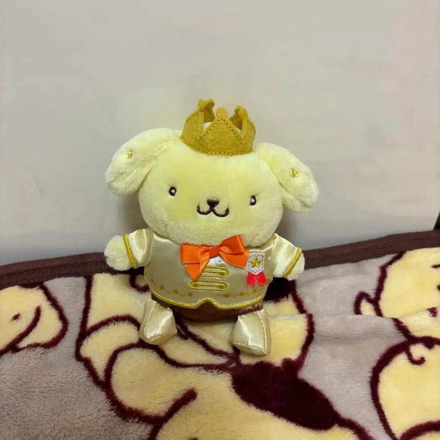[BUNJANG] Pompompurin Mascot Crown Outfit Plush Doll / 폼폼푸린 마스코트