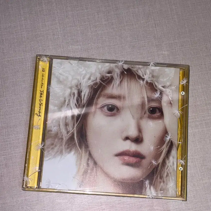 [BUNJANG] IU The Winning Tweety Collaboration Album / 아이유 더위닝 트위티 콜라보 앨범