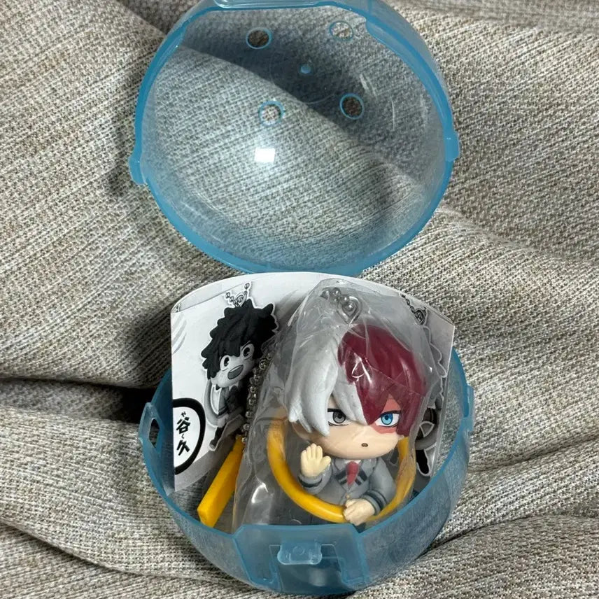 [BUNJANG] My Hero Academia Todoroki Shoto Gacha Ring Figure / 히로아카 곤니치와 대롱 링 가챠 토도로키 쇼토 나히아