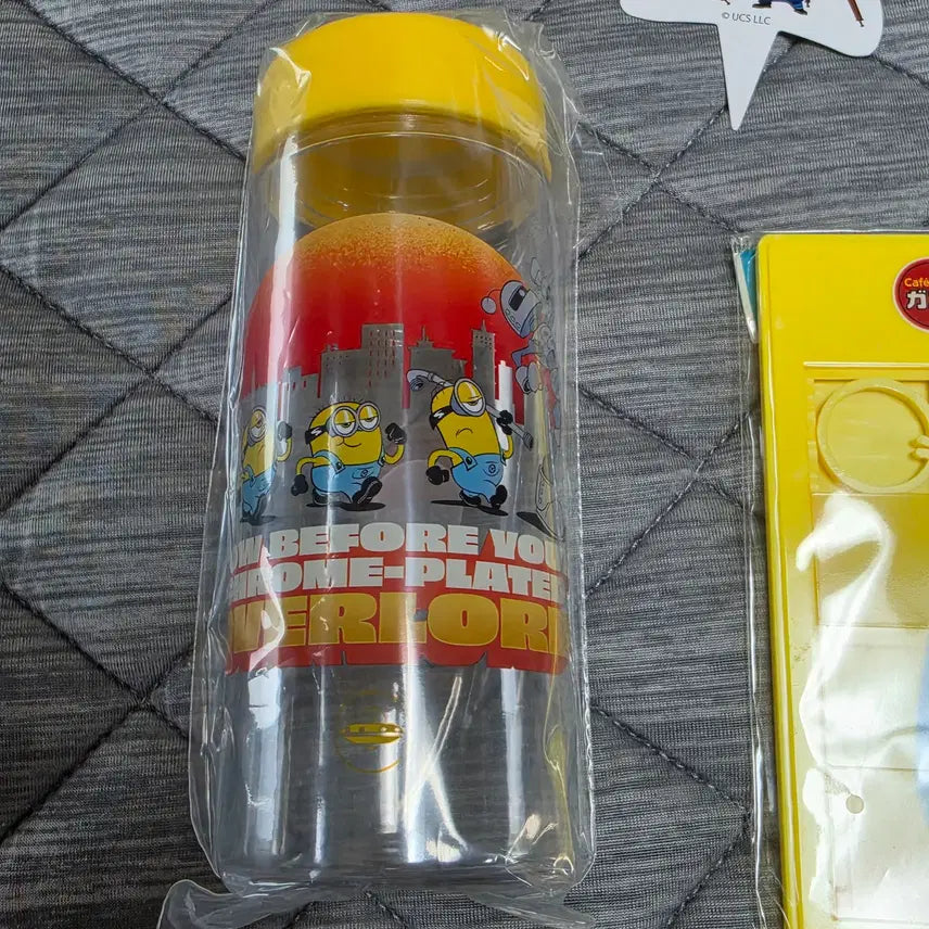 [BUNJANG] Minions &amp; Monsters Japanese Gusto Collaboration Tumbler, Water Bottle &amp; Puzzle Set / 미니언즈 &amp; 몬스터즈 일본 가스토 콜라보 텀블러 물통 &amp; 퍼즐 세트