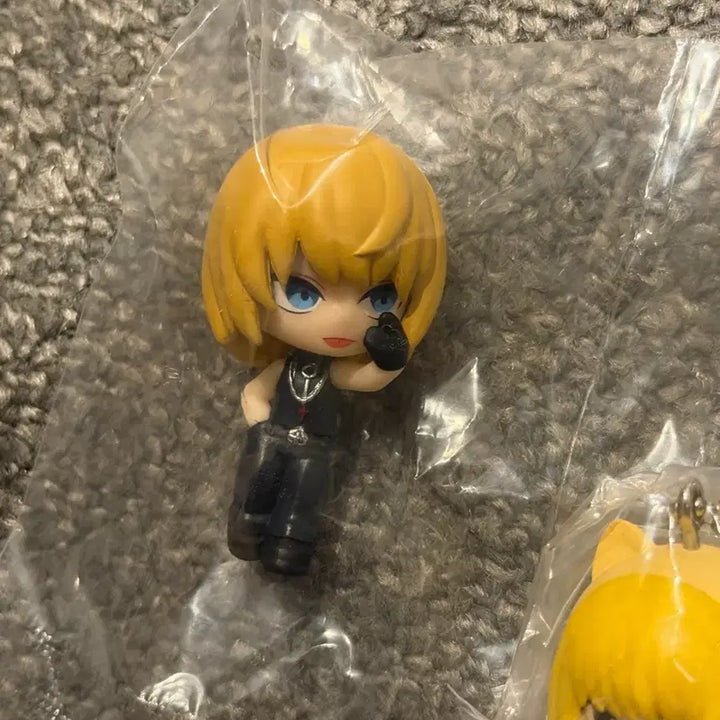 [BUNJANG] Death Note Mello Gacha Figure Keychain / 데스노트 멜로 포대기 메지루시 피규어 키링 가챠