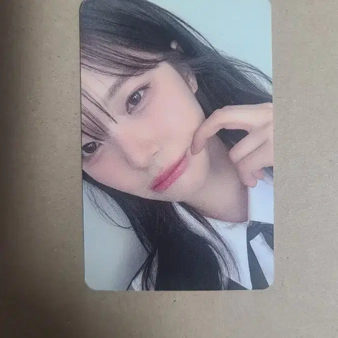 [BUNJANG] fromis_9 Jiheon Lucky Draw Photocard / 프로미스나인 지헌 특전포카 팝니다.