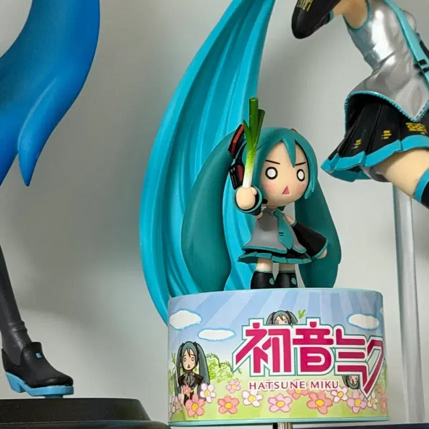 [BUNJANG] Hatsune Miku Spinning Song Music Box Figure / 하츠네 미쿠 파돌리기송 오르골 피규어